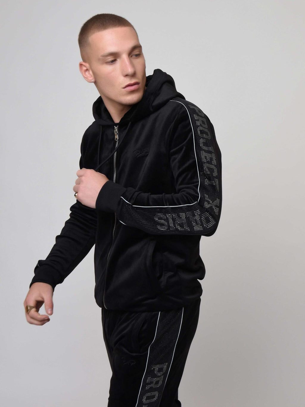 Veste à capuche bande logo strass
