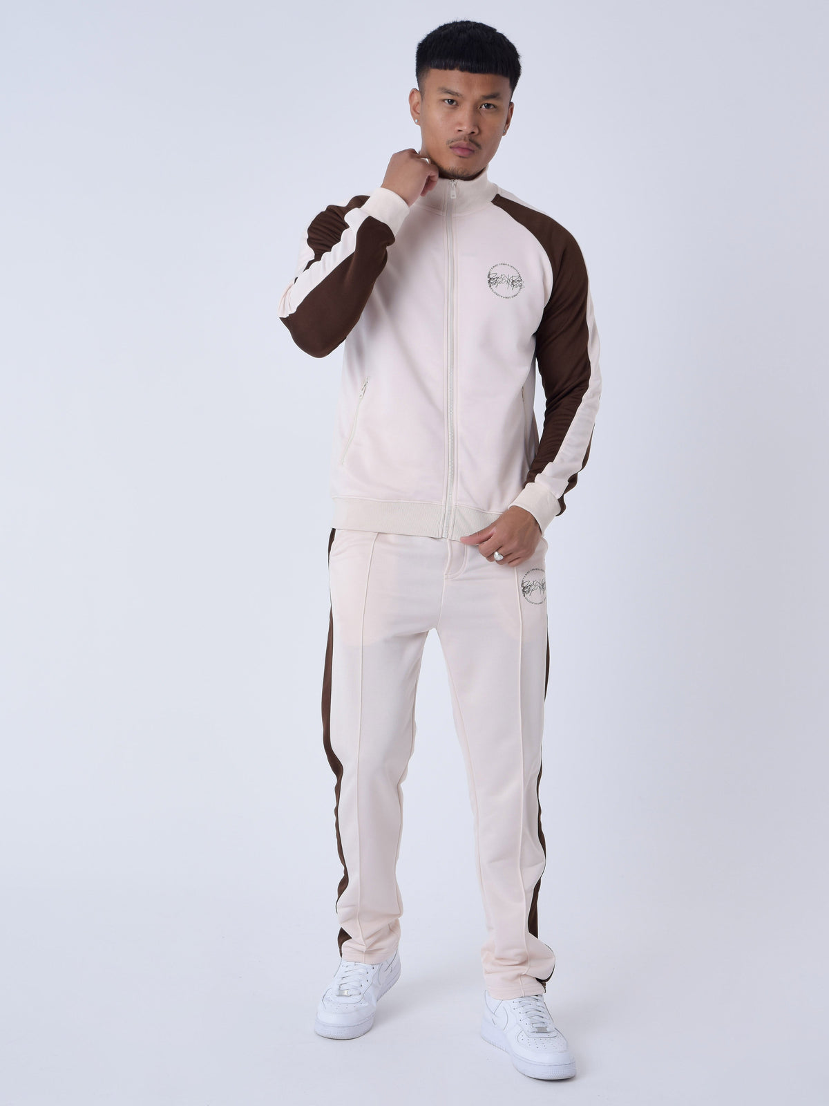 Pantalon bicolore à empiecement