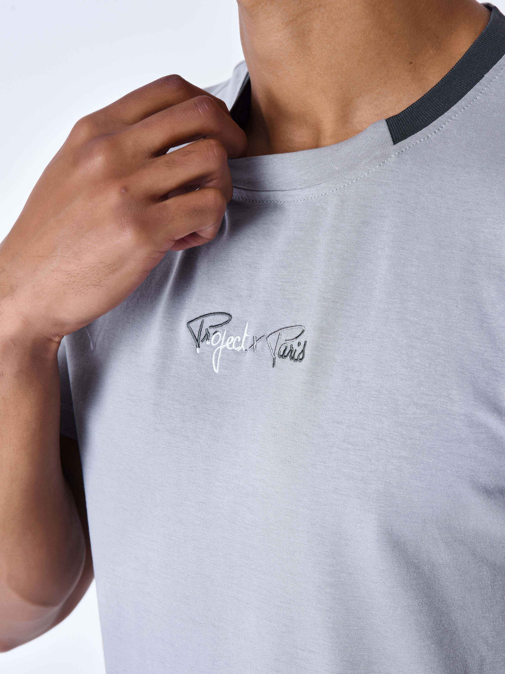 T-shirt avec bande contrastée logotée