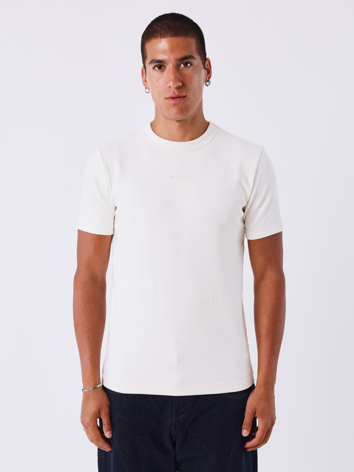 T-shirt manches courtes destroy