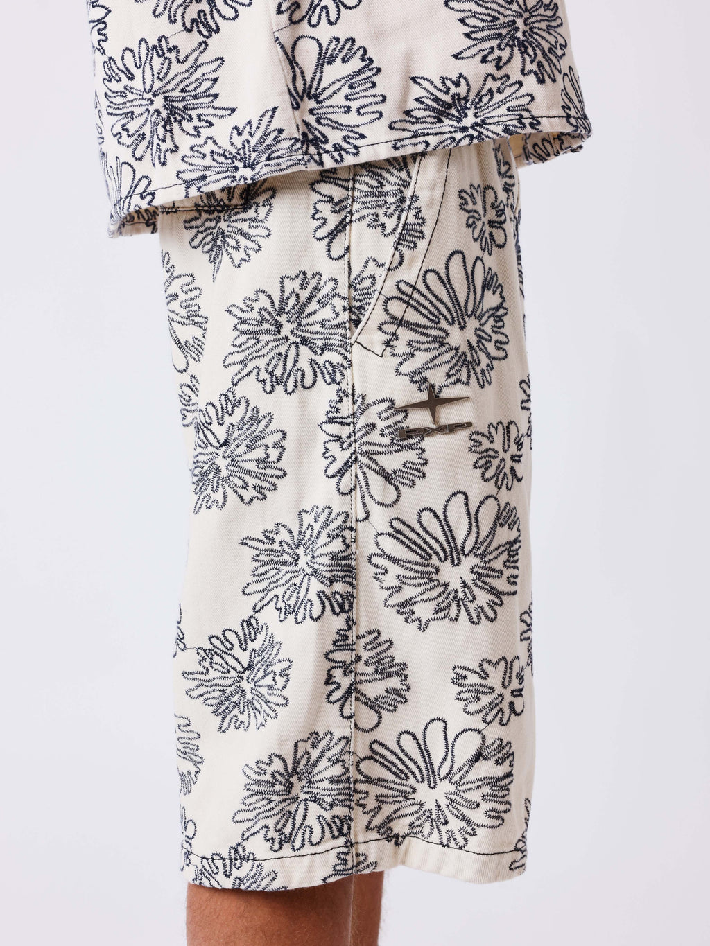 Shorts Street Bloom