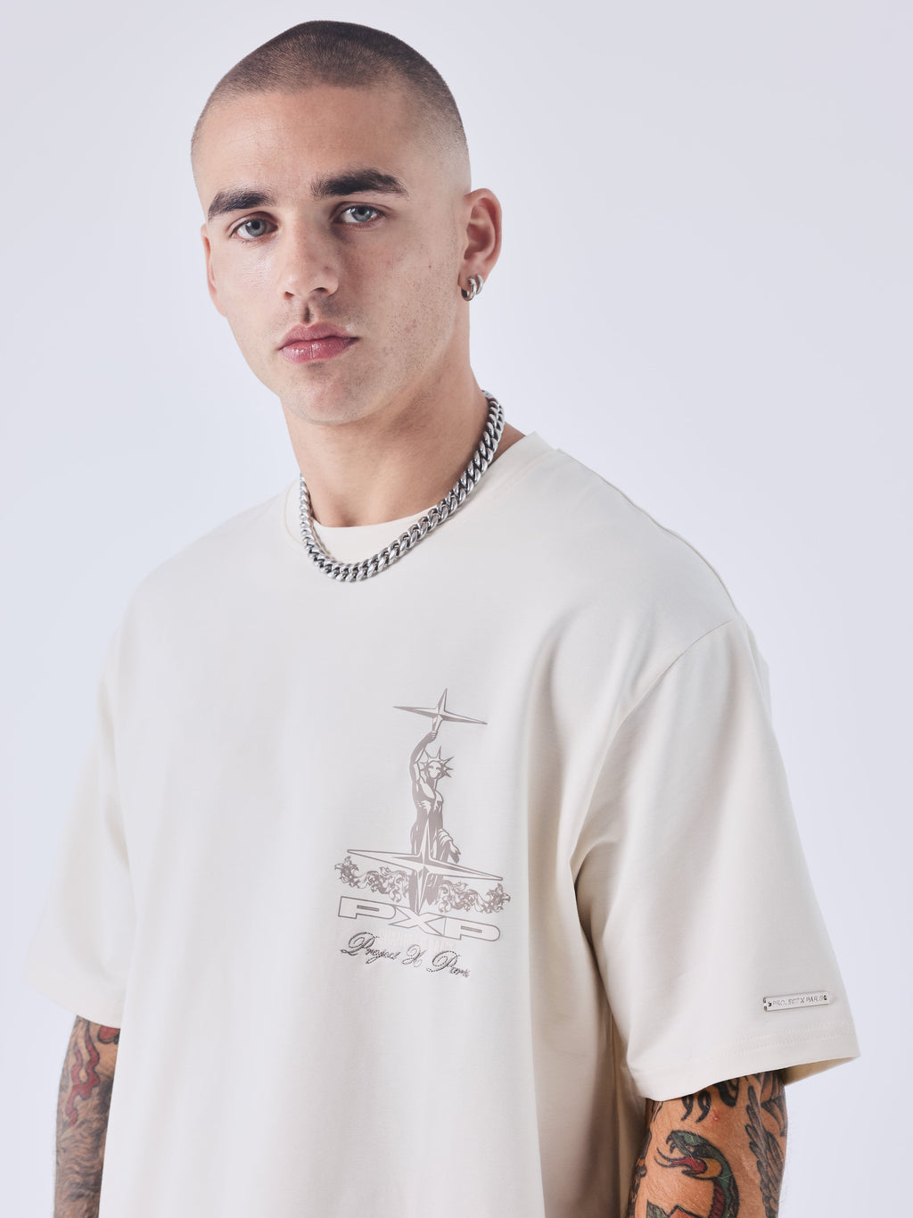 T-shirt Déité