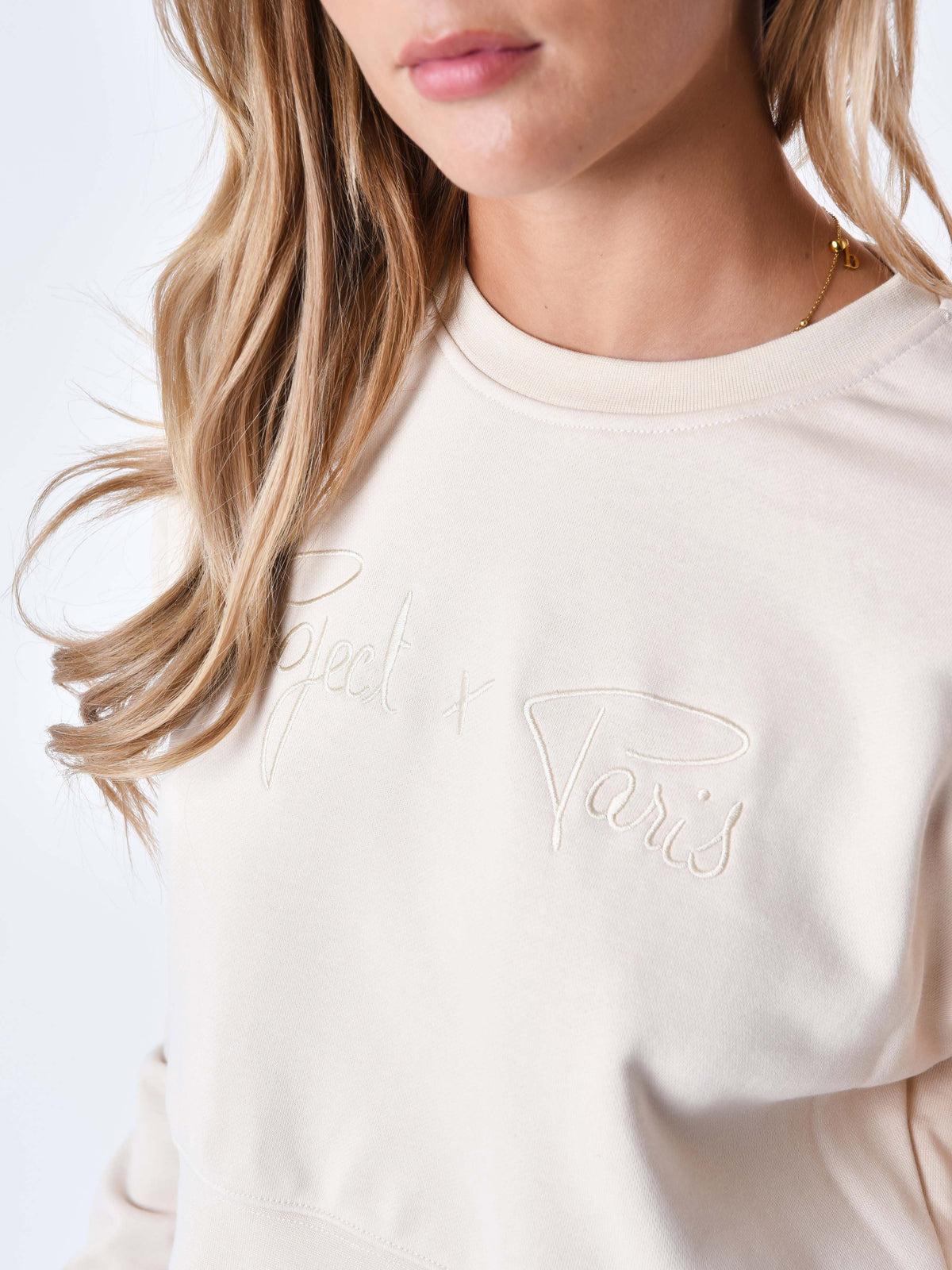 Sweat basic court ample