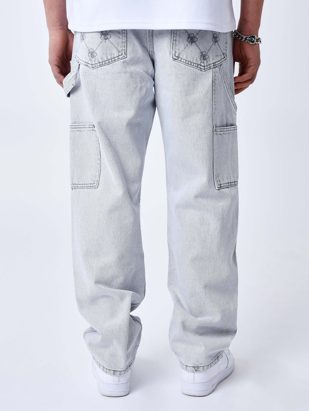 Jeans ample à détails charpentier