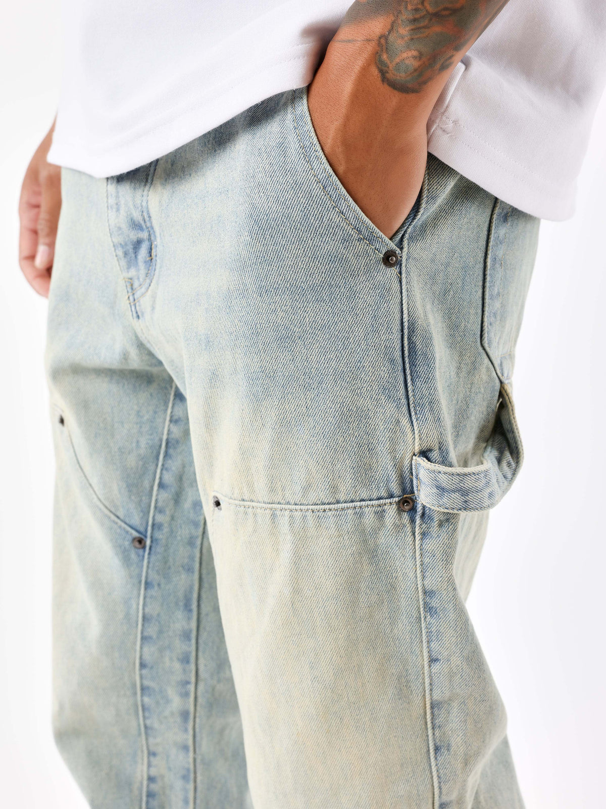 Jeans ample à détails charpentier