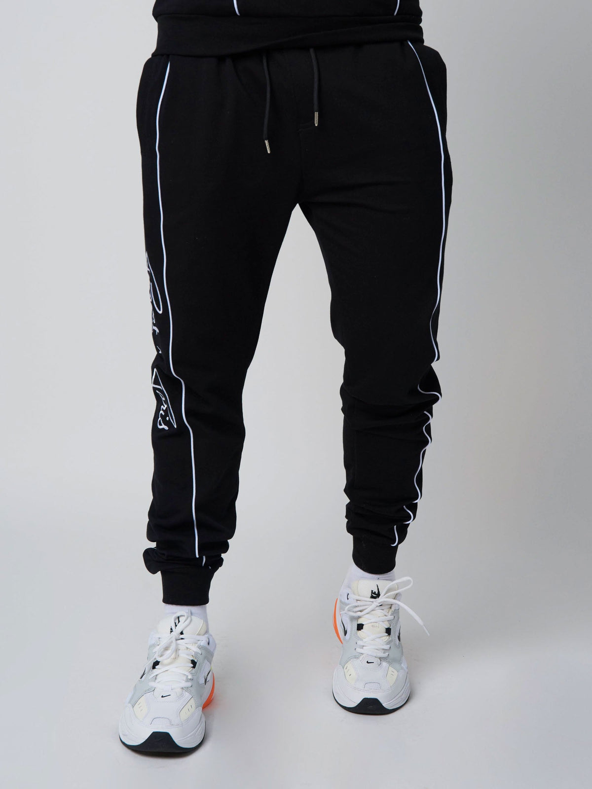 Pantalon de jogging logo sur le côté