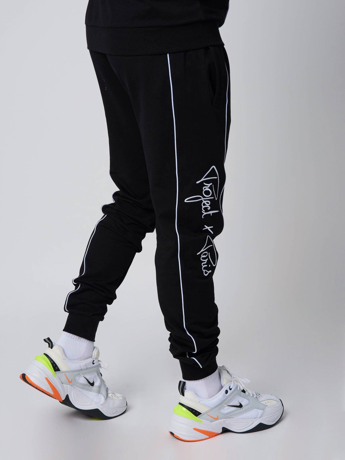 Pantalon de jogging logo sur le côté