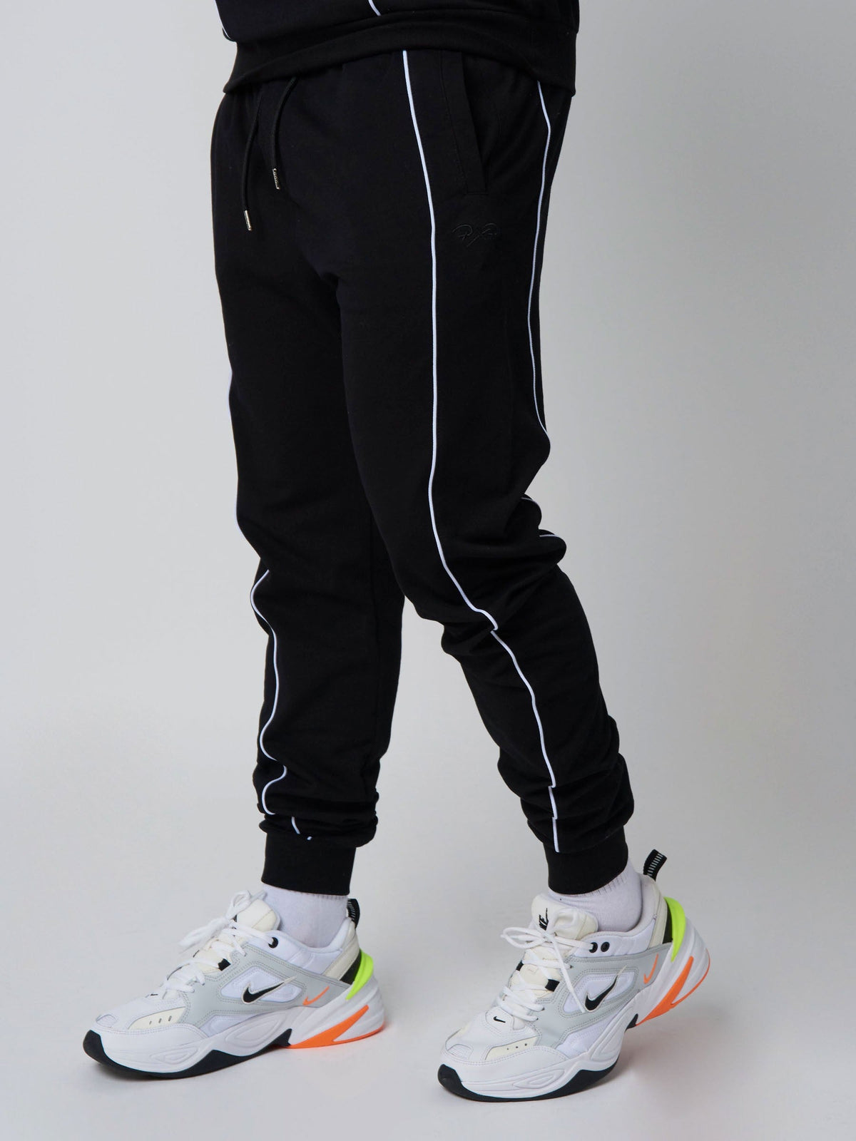 Pantalon de jogging logo sur le côté