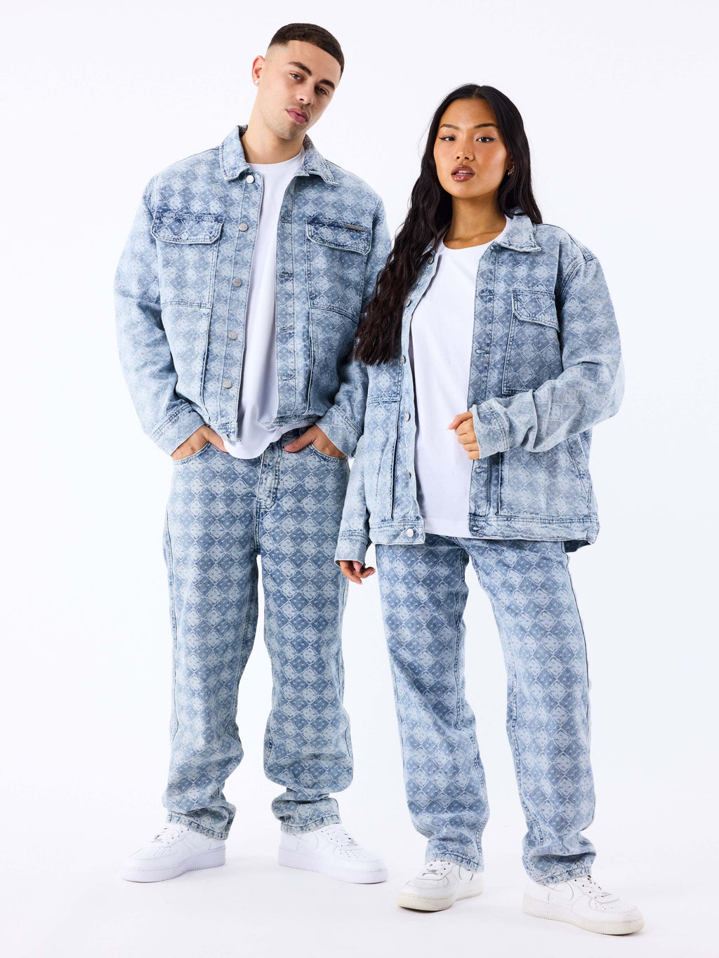 Pantalon en denim à motif géometrique