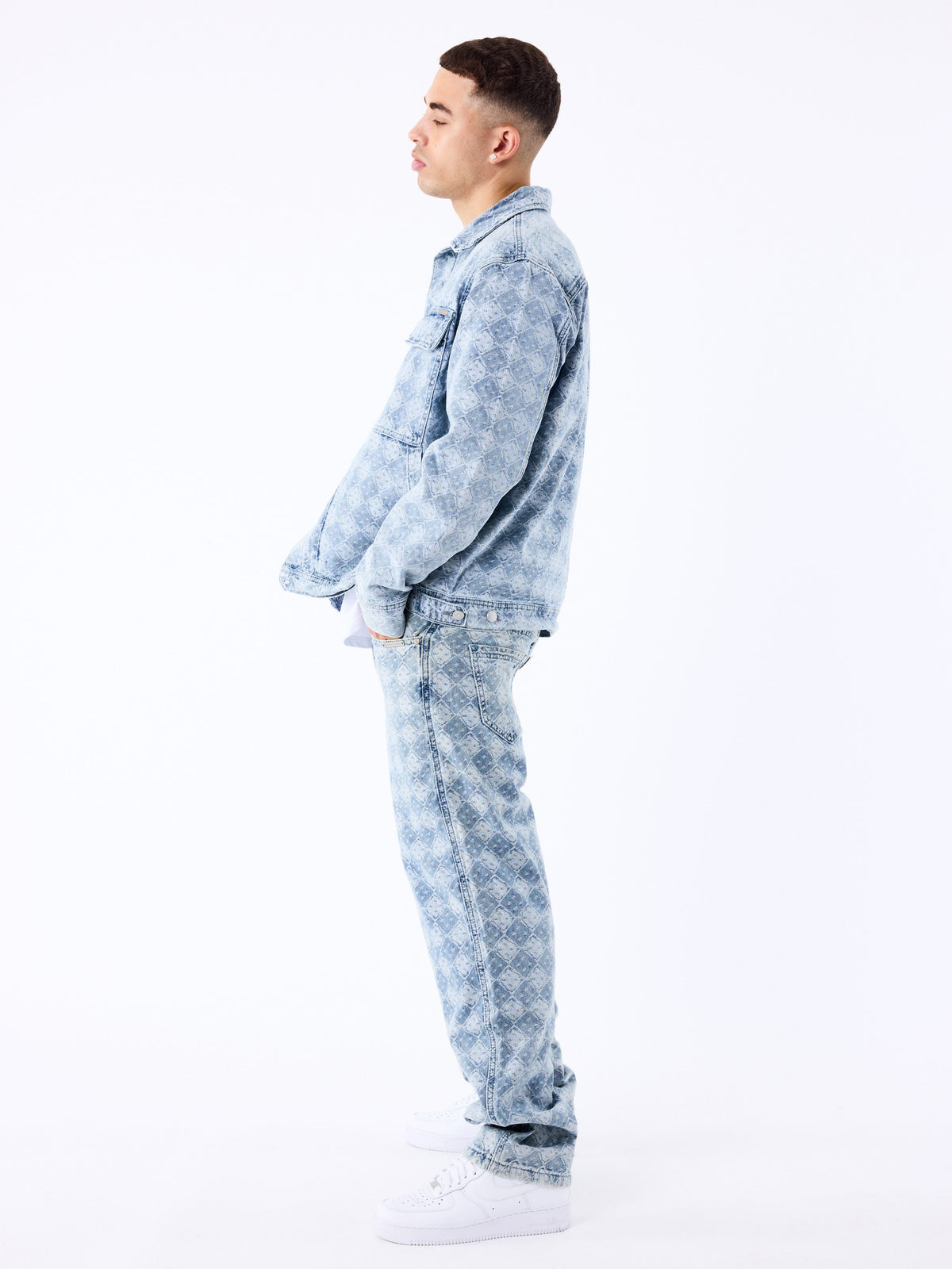 Pantalon en denim à motif géometrique