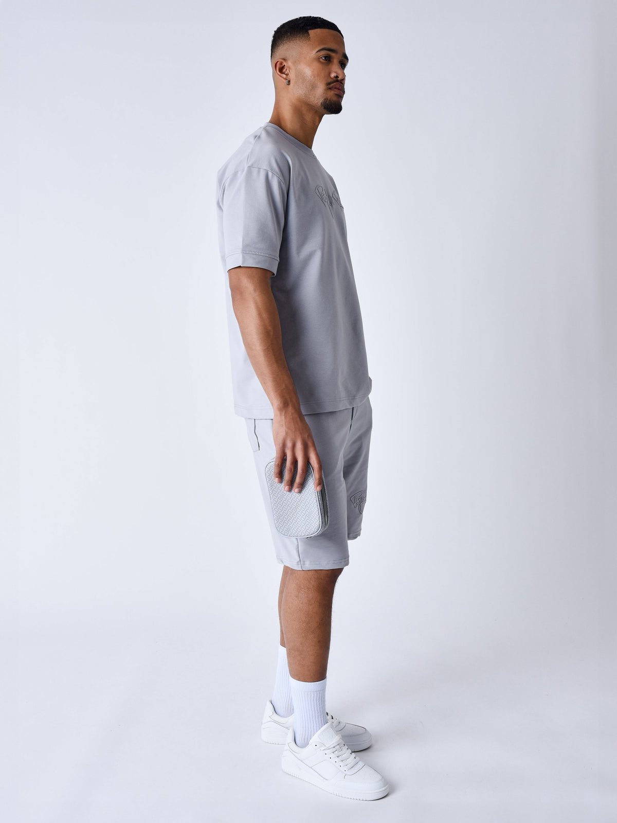 Short classique brodé Signature