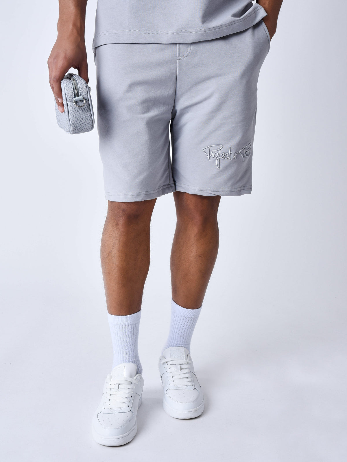 Short classique brodé Signature