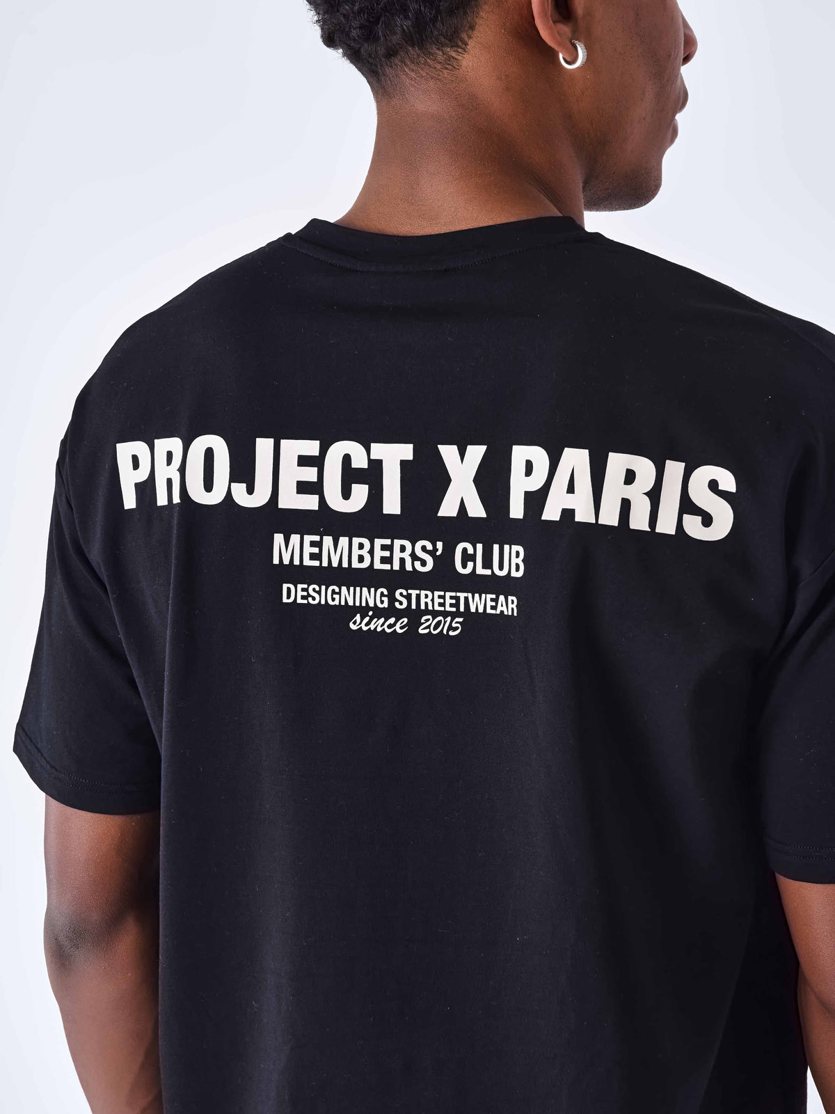 T-shirt members' club