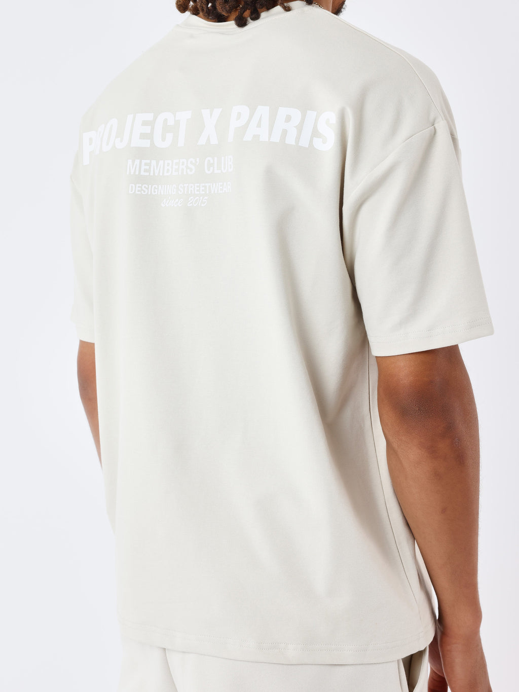 T-shirt members' club