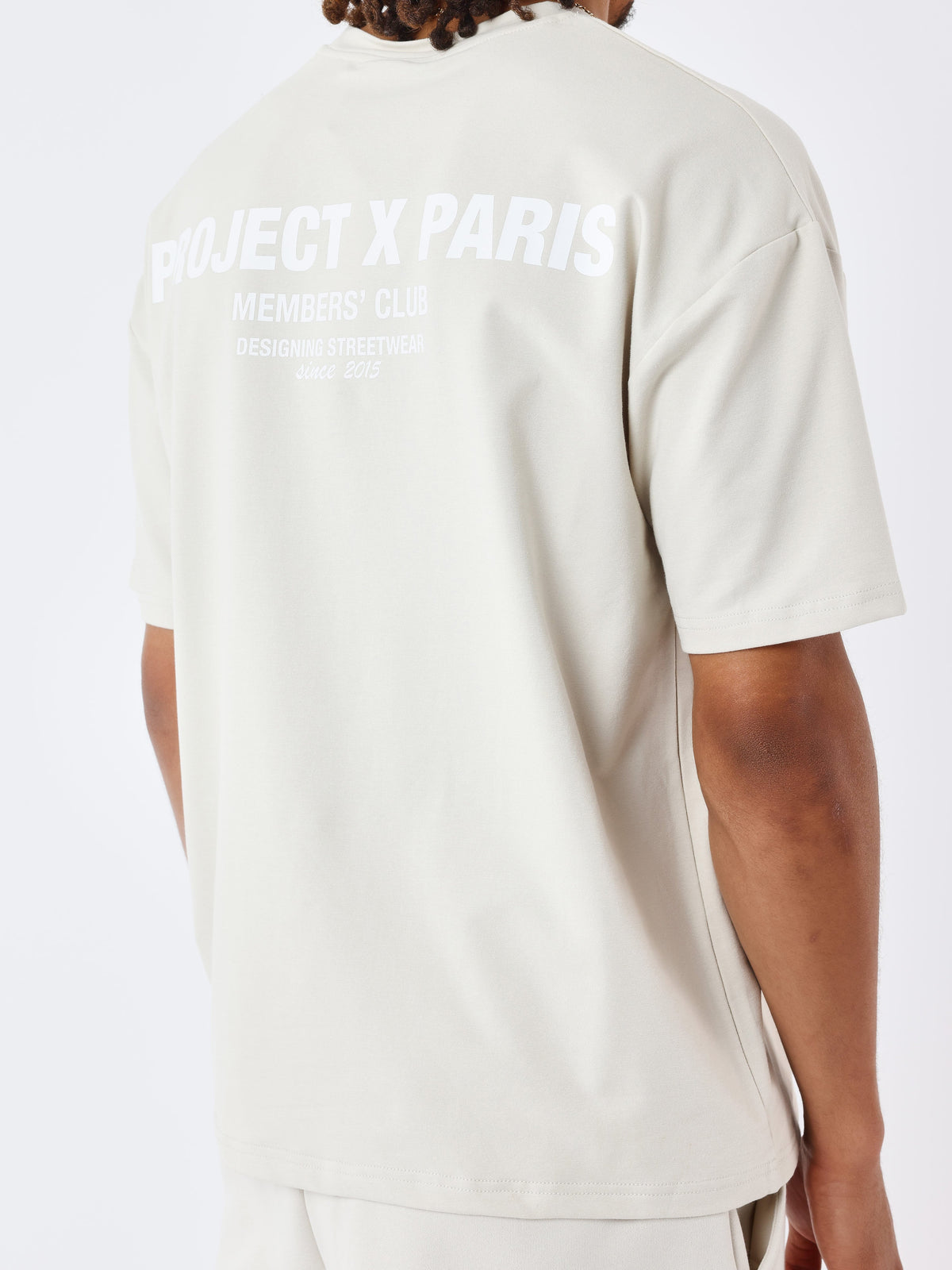 T-shirt members' club