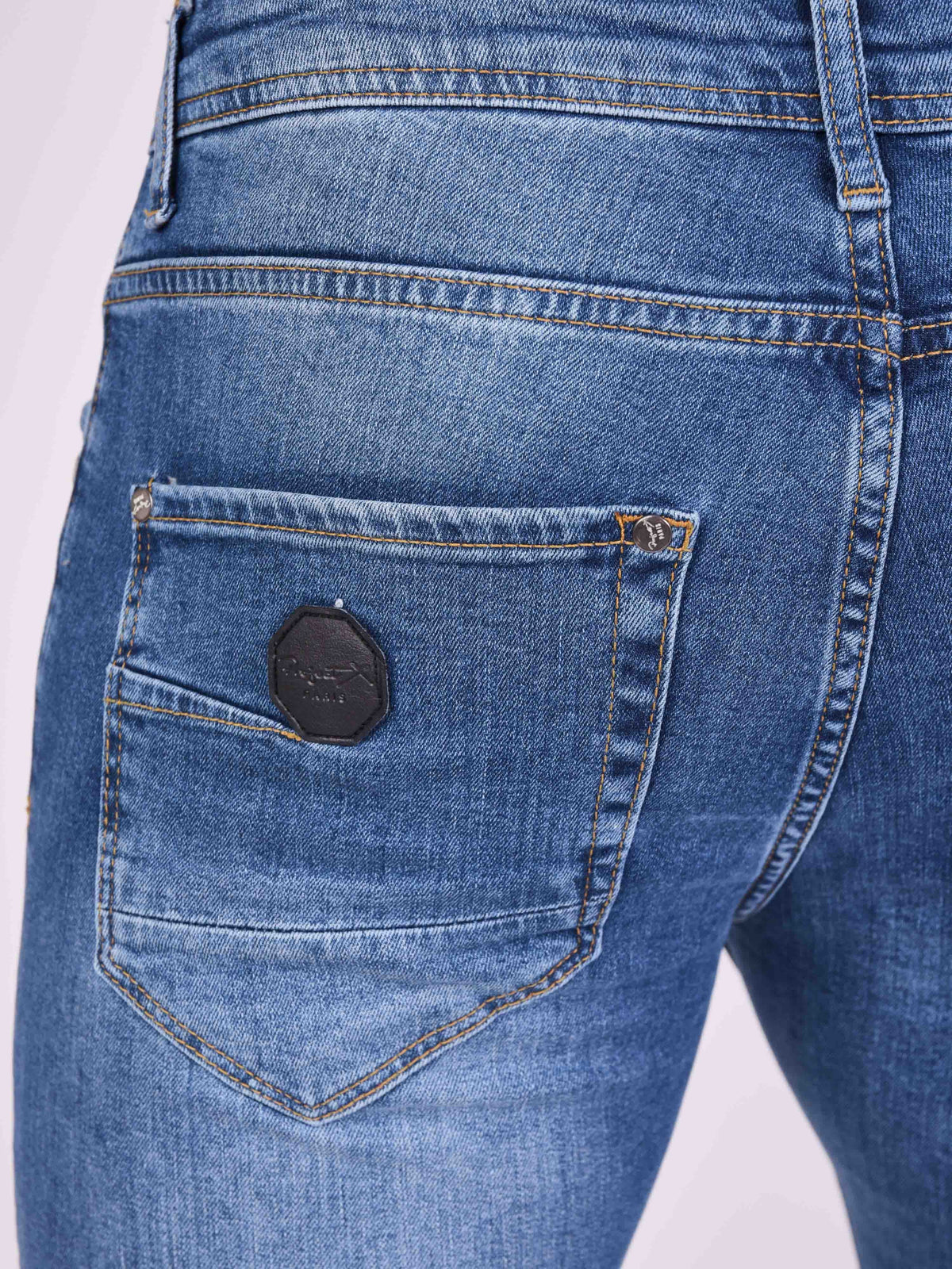 Jean skinny effet usé