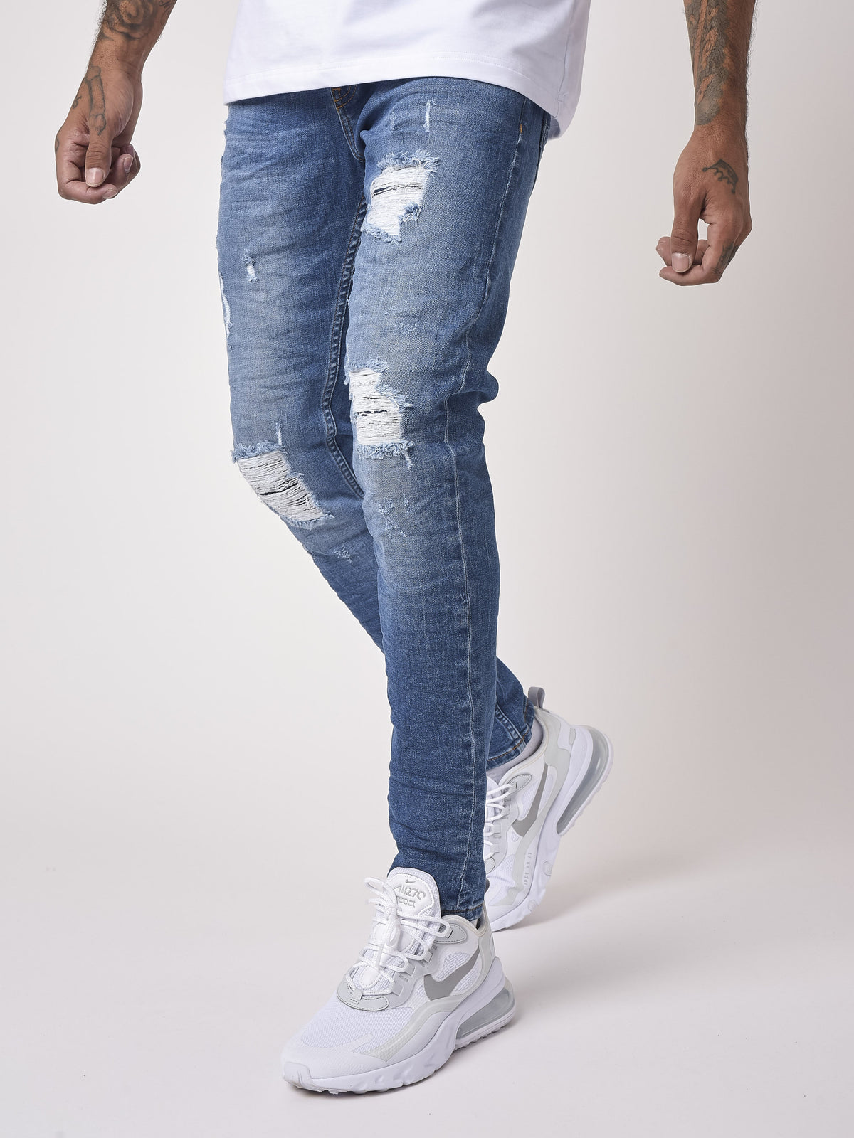 Jean slim basic bleu avec trous